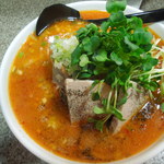 しらたからーめん（８００円）