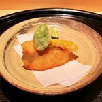 西麻布野口 - マナガツオのおかき粉揚げととうもろこしの天ぷら