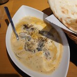 タンドールバル カマル2号 - カキの白カレー