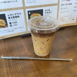 バインミーパテ - ベトナムアイスコーヒー(練乳入り)