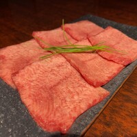 黒毛和牛焼肉 虎斑 北新地店 - 