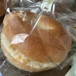 カルタブレッド - 料理写真:甘夏ジャムとクリームチーズのベーグルサンド