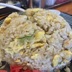 麺屋ラ賊 - 焼き飯600円