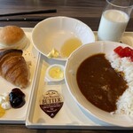 東急ハーヴェストクラブ - カレーも食べとった