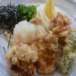 うどん酒房梵 - 丹波若鶏の鶏天ぶっかけうどん（冷） 750円