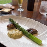 ル・ゴロワ フラノ - アスパラガスが旬ですね。ホワイトアスパラは写真撮り忘れ