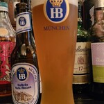 オクターヴ クラシックミュージック パブ - お酒①ホフブロイ・へーフェ・ヴァイツェン《500ml》(税込1,700円)
小麦のフルーティーさ&甘みがあり、スッキリとして飲み易い味わい