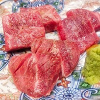 神戸焼肉 金虎 - 