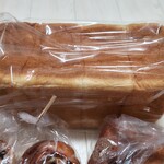 食ぱんの店 春夏＋秋冬 - スライスが売り切れで、初の１本買い