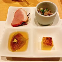 大漁市場 なるみ乃 薬院店 - 