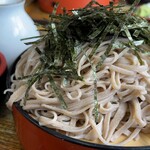 藤乃家 - 不揃いで無骨ですが、風味のある田舎蕎麦です！！