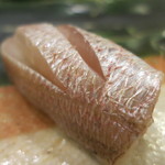 治鮨 - 26年3月　春子　昆布〆