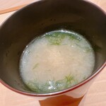 すが弥 - クリガニの甲羅と脚の出汁