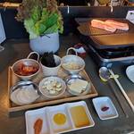 韓国居酒屋・経堂プッチョン - サムギョプサルセット