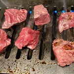 やきにく黒ちゃん - 氷温熟成サガリ（ハラミ）サイコロカット100ｇ＠1,700円