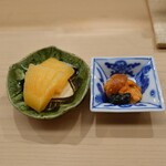 日本橋蛎殻町 すぎた - うに味噌漬け海苔佃煮、石狩湾かずのこ