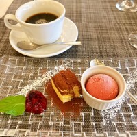 アマルフィイ・モデルナ - 