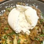 アランチャ - ブラータチーズとアランチャのボロネーゼ 