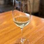 アランチャ - グラス白ワイン