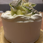 パティスリー リョーコ - 昼寝して夜起きてから撮影したのでなんだかムーディーな陰影が…