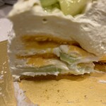 パティスリー リョーコ - だ、断面…！雪崩てるけどなんとか撮りました。