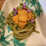 蕎麦割烹  倉田 - 最上早生 鮑肝ソース和え、海胆乗せて