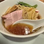 酒肴場 屯 - 昆布の旨みと煮干しを上手くバランスさせた上品な仕上がり❗️