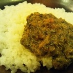 エガサン - ほうれん草カレー
      