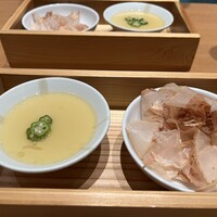 出汁しゃぶおばんざい おかか 東京 - 絶品茶碗蒸しとおかわりし放題のおかか。