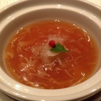翆陽 エクシブ箱根離宮 - ふかひれスープ　玉葱のロワイヤル