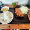 肉食堂 最後にカツ。