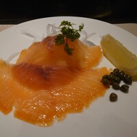 和黒 北野坂本店 - 前菜(スモークサーモン)