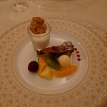 スタジオーネ - 