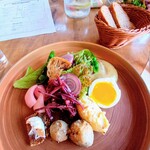 nord - 八風農園　季節の野菜サラダなど