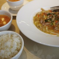 莉苑 - 豚肉と白菜炒めライス　千円（14年3月）