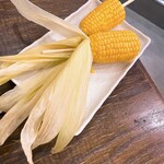 月忠 八王子店 - とうもろこしの蒸し焼き