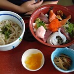 めん処 きりしま茶屋 - 海鮮丼セット