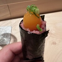 鮨 若尊 - ねぎとろ巻き　うずら卵