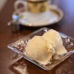 アビアント - "冰淇淋（あいすくりん）"