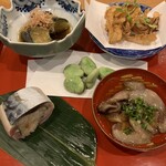 肴町 匙 - 金華鯖の押し寿司　ほやの酢の物などなど