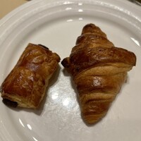 カシュカシュ - パオンショコラと、クロワッサン。