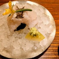 室町 唯 - 