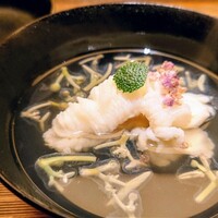 室町 唯 - 