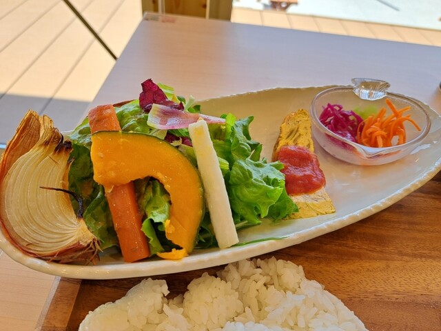 畑のみえるレストラン Earth（アース） - 高子（洋食）の写真