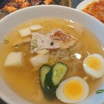 元祖 平壌冷麺屋 - 