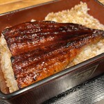 名代 宇奈とと - 