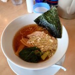 麺食堂 近江 - 醤油ラーメン