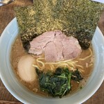 ラーメンチョップ - ラーメン（並）＋味玉