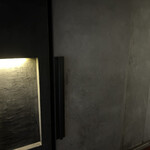 ななにん - 看板のない入口