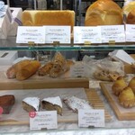 リベルテ・パティスリー・ブーランジェリー - 